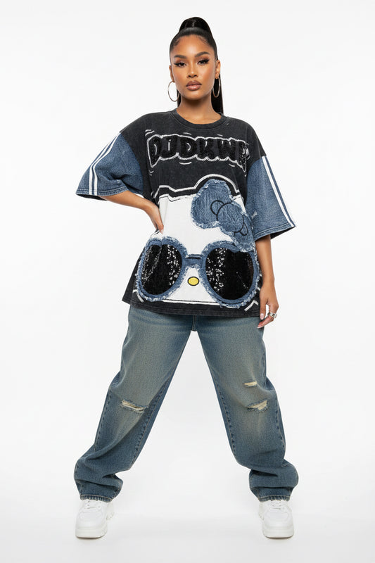 ADJ&DK Hello Kitty Style T-shirt w/ Sequin Sunglasses (Oversized)