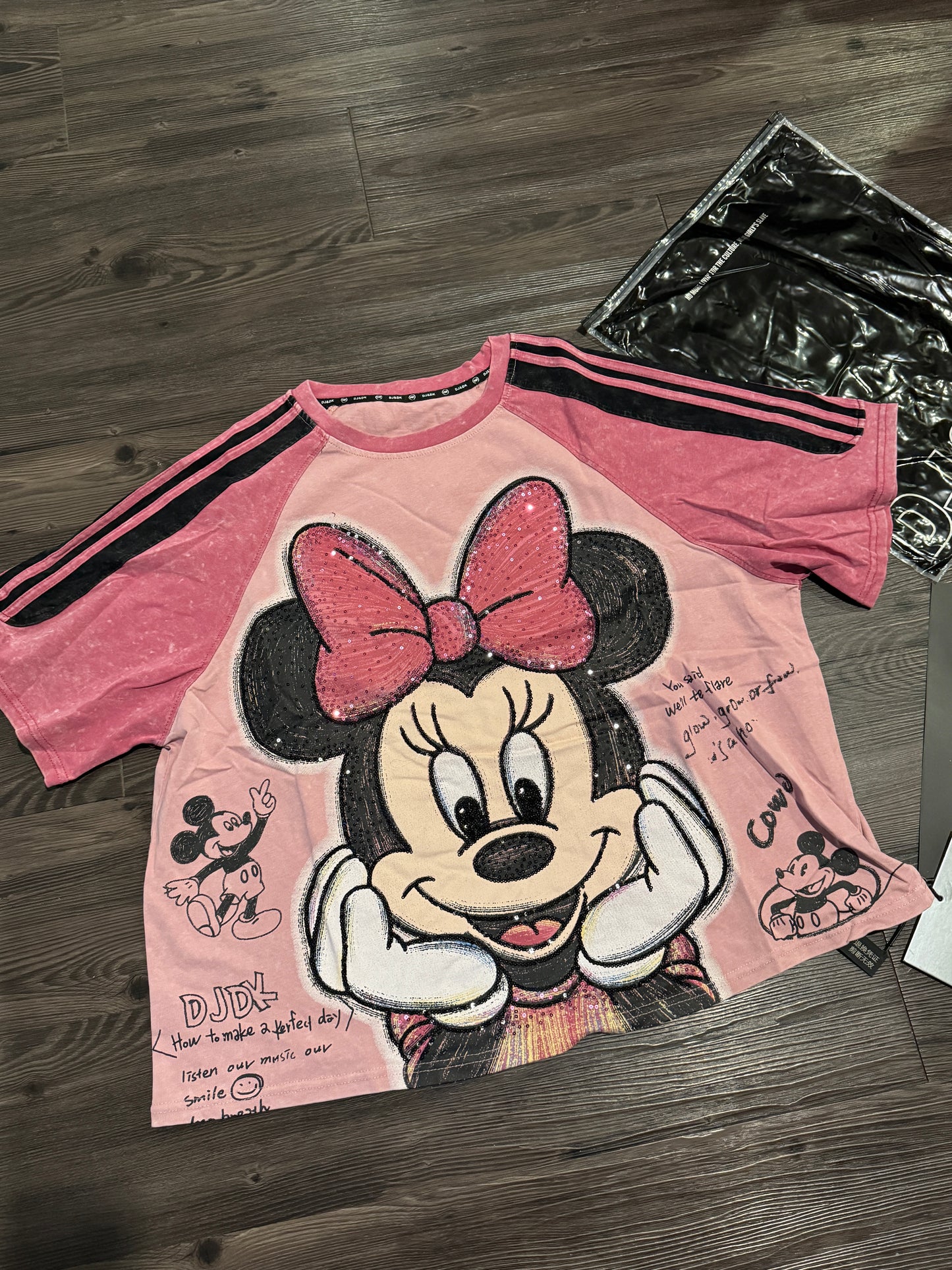 Pink Minnie Mouse Sequin T-shirt(oversized)